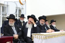 הגרי-יוסף-הקבלת-פני-רבו-יזדים-11.jpg