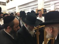 המשגיח הגרד סגל עם הגרי אזרחי שבט פג.jpg