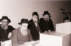 ח' עזרא וח' נתן.jpeg