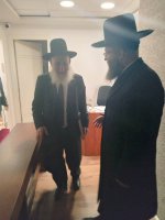  'הדרך' אברהם דב גרינבוים מתברך מהגאון רבי ראובן אלבז ראש ישיבת אור החיים וחבר מועצת חכמי התור...jpg