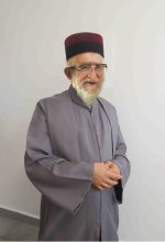 גלימה ותרבוש מרוקאי.jpg