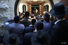 הרב-יצחק-יוסף-בכולל-קהילת-עדן-בני-ברק-15.jpg