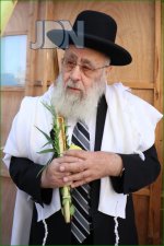 הגרי-יוסף-בנעונועים-סוכות-תשפא-2.jpeg
