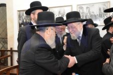 הכתרת-הרב-יצחק-יוסף-לראשון-לציון-בראשות-הרב-עובדיה-יוסף-צילום-שוקי-לרר-11-470x312.jpg