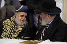 הכתרת-הרב-יצחק-יוסף-לראשון-לציון-בראשות-הרב-עובדיה-יוסף-צילום-שוקי-לרר-27-470x312.jpg