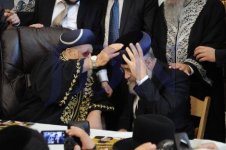 הכתרת-הרב-יצחק-יוסף-לראשון-לציון-בראשות-הרב-עובדיה-יוסף-צילום-שוקי-לרר-39-470x312.jpg