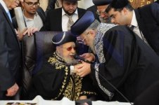הכתרת-הרב-יצחק-יוסף-לראשון-לציון-בראשות-הרב-עובדיה-יוסף-צילום-שוקי-לרר-56-470x312.jpg