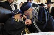 הכתרת-הרב-יצחק-יוסף-לראשון-לציון-בראשות-הרב-עובדיה-יוסף-צילום-שוקי-לרר-91-470x312.jpg