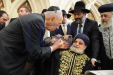 הכתרת-הרב-יצחק-יוסף-לראשון-לציון-בראשות-הרב-עובדיה-יוסף-צילום-שוקי-לרר-94-470x312.jpg