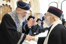 הכתרת-הרב-יצחק-יוסף-לראשון-לציון-בראשות-הרב-עובדיה-יוסף-צילום-שוקי-לרר-98-470x312.jpg