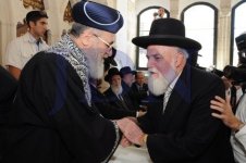 הכתרת-הרב-יצחק-יוסף-לראשון-לציון-בראשות-הרב-עובדיה-יוסף-צילום-שוקי-לרר-108-470x312.jpg