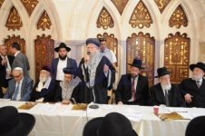 הכתרת-הרב-יצחק-יוסף-לראשון-לציון-בראשות-הרב-עובדיה-יוסף-צילום-שוקי-לרר-123-470x312.jpg