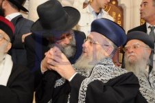 הכתרת-הרב-יצחק-יוסף-לראשון-לציון-בראשות-הרב-עובדיה-יוסף-צילום-שוקי-לרר-128-470x312.jpg