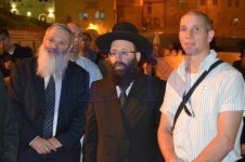 הראשלצ-רבי-יצחק-יוסף-בכותל-המערבי-לאחר-הניצחון-צילום-חדשות-24-3-470x313.jpg