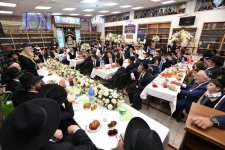 הישיבה-לצעירים-בתל-אביב-חגגה-הכנסת-ספר-תורה-42.jpg