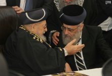הכתרת הרב יצחק יוסף שליט''א תשרי תשע''ד (4).jpg