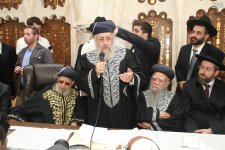 הכתרת הרב יצחק יוסף שליט''א תשרי תשע''ד (23).jpg